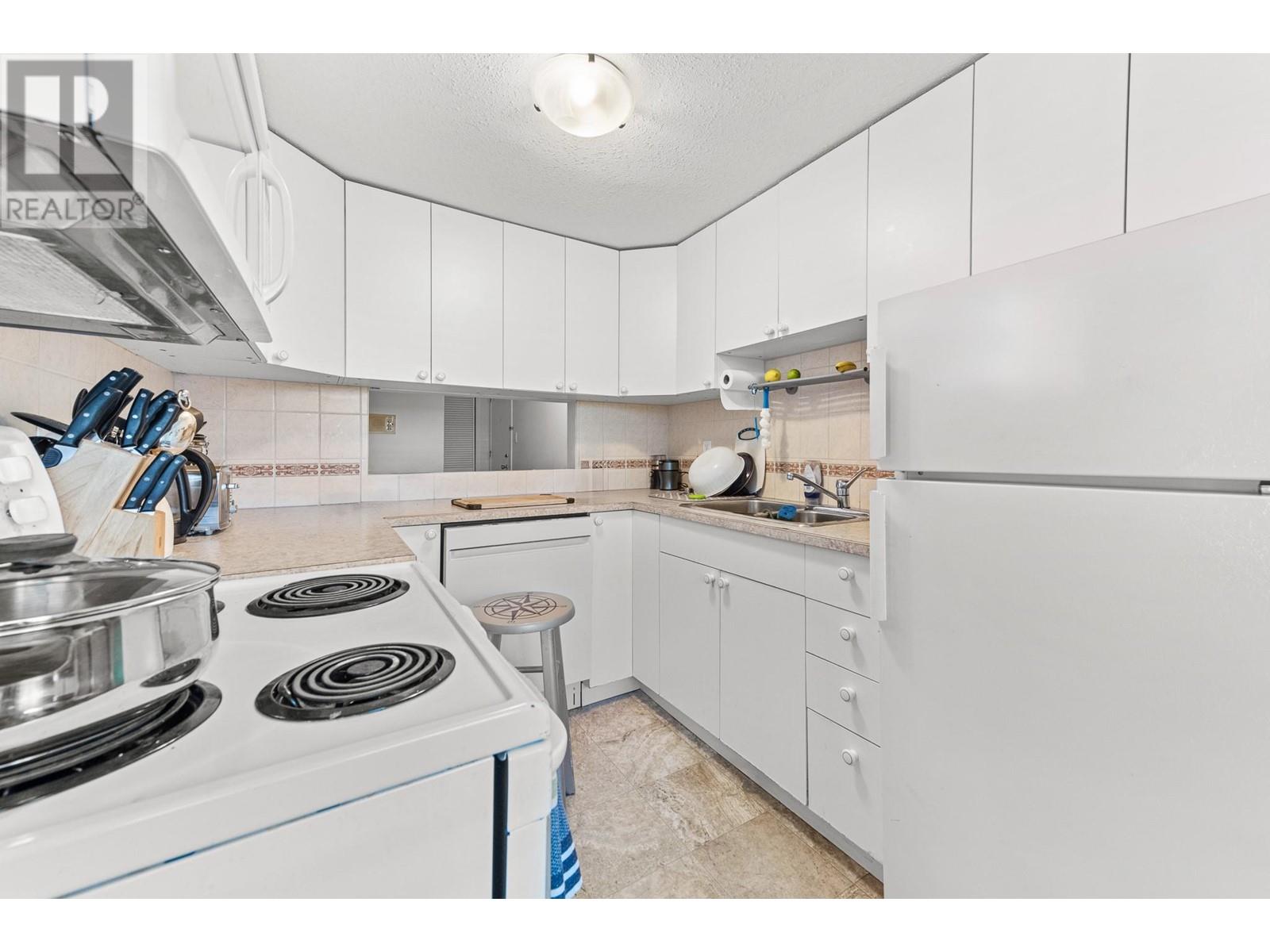 102 803 FAIRVIEW Road, Penticton