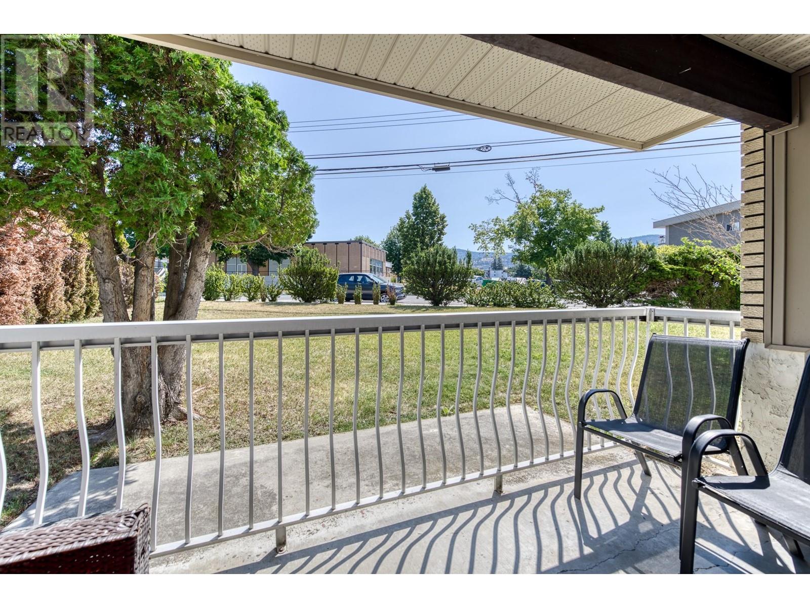 102 803 FAIRVIEW Road, Penticton