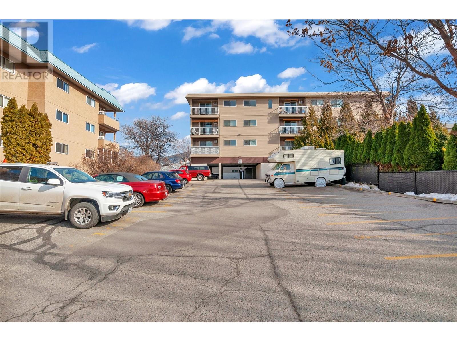 102 803 FAIRVIEW Road, Penticton