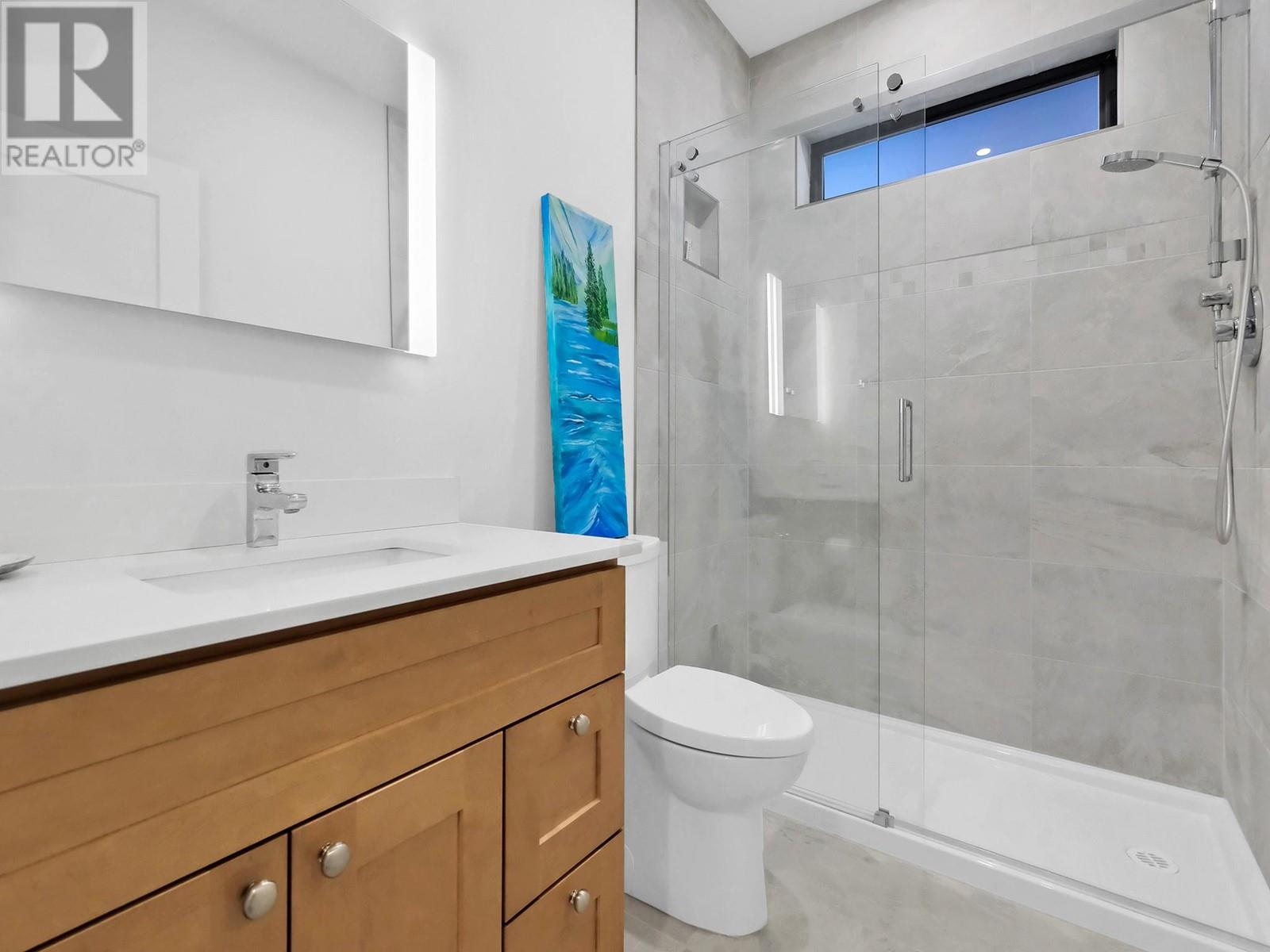  700 CHURCHILL Avenue, Penticton