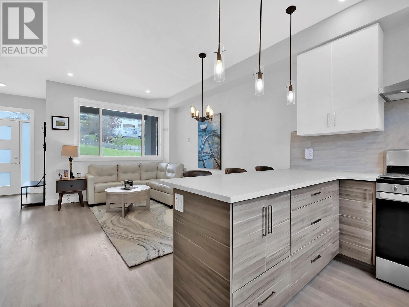 105 253 NORTON Street, Penticton