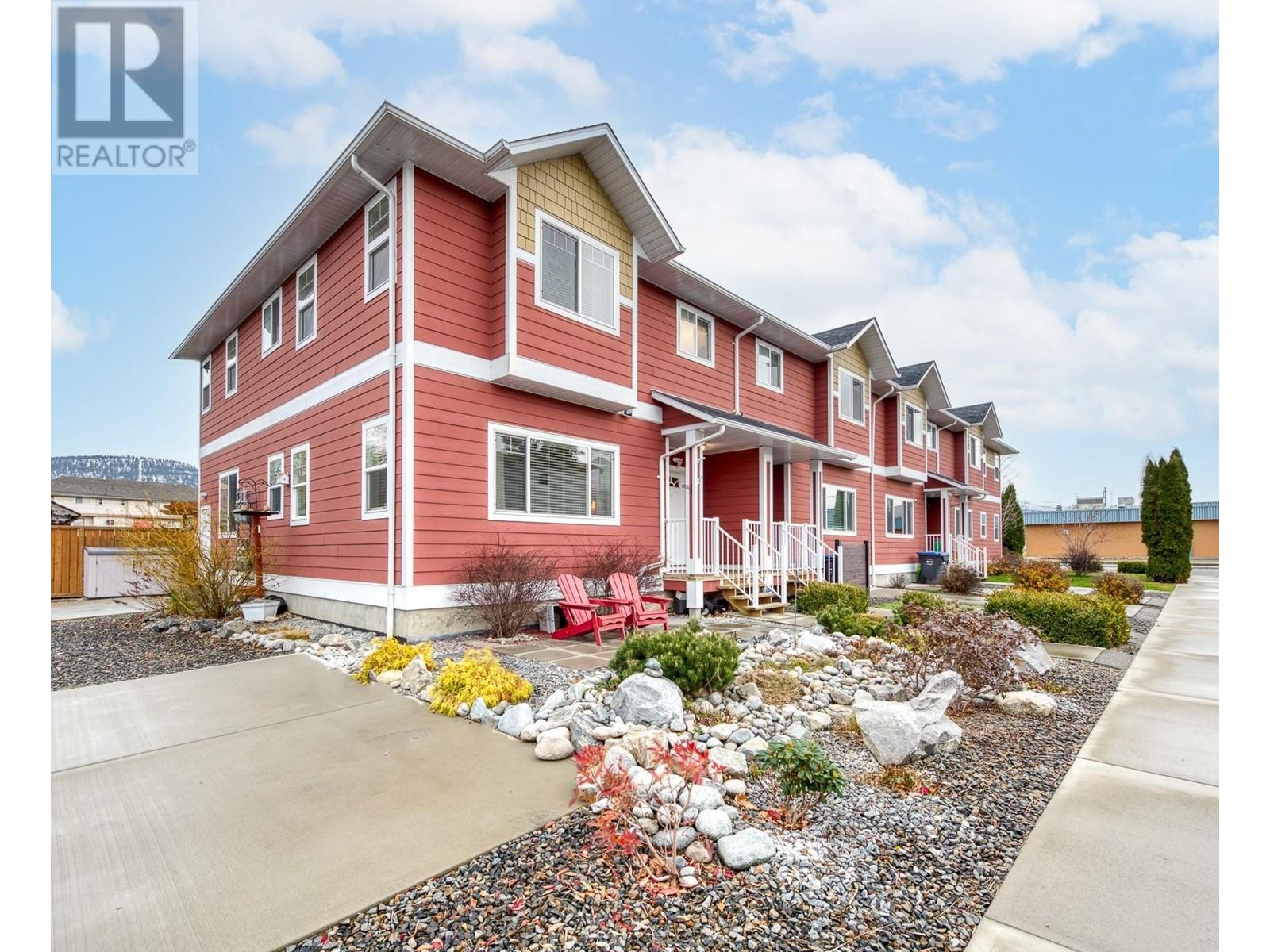  294 BASSETT Street, Penticton