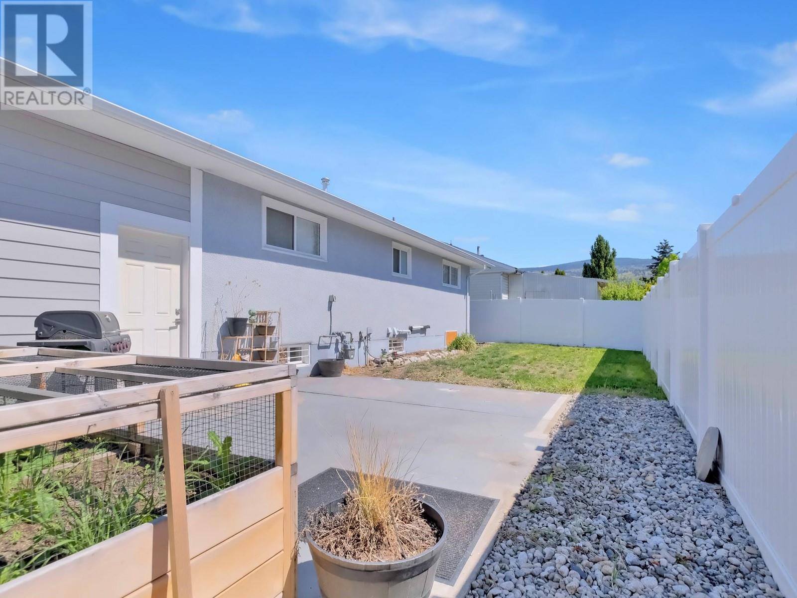  54 GRANBY Avenue, Penticton