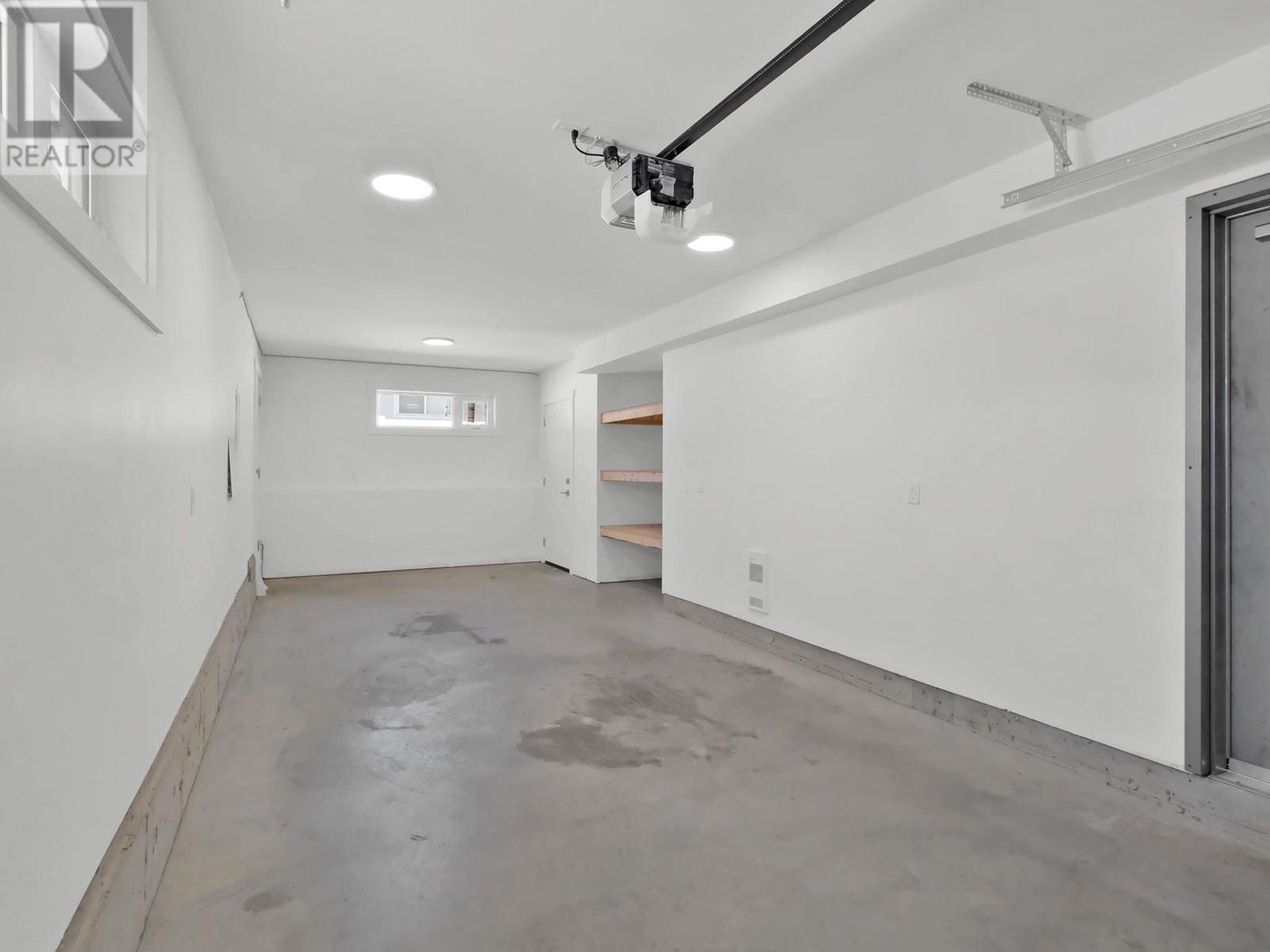  54 GRANBY Avenue, Penticton
