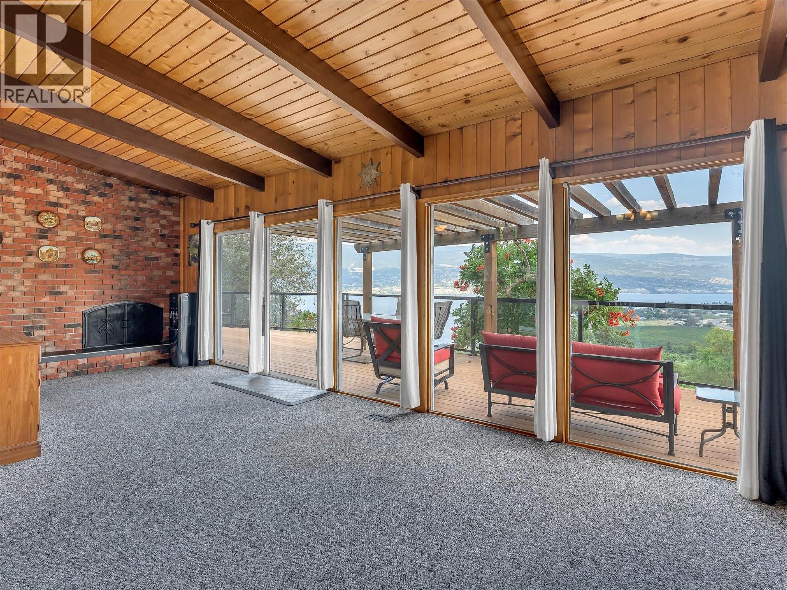 9402 FRONT BENCH Road, Summerland