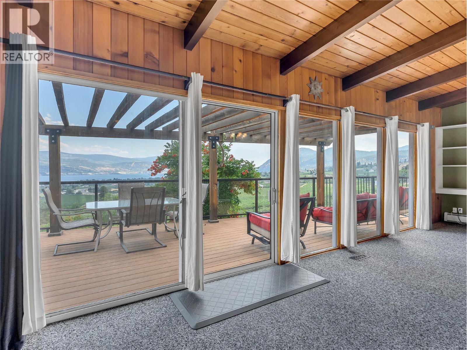 9402 FRONT BENCH Road, Summerland