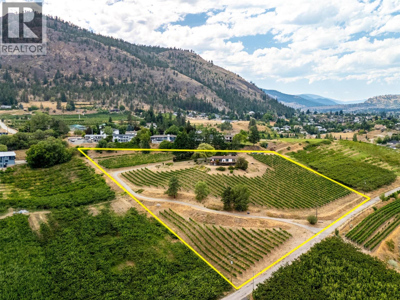 9402 FRONT BENCH Road, Summerland