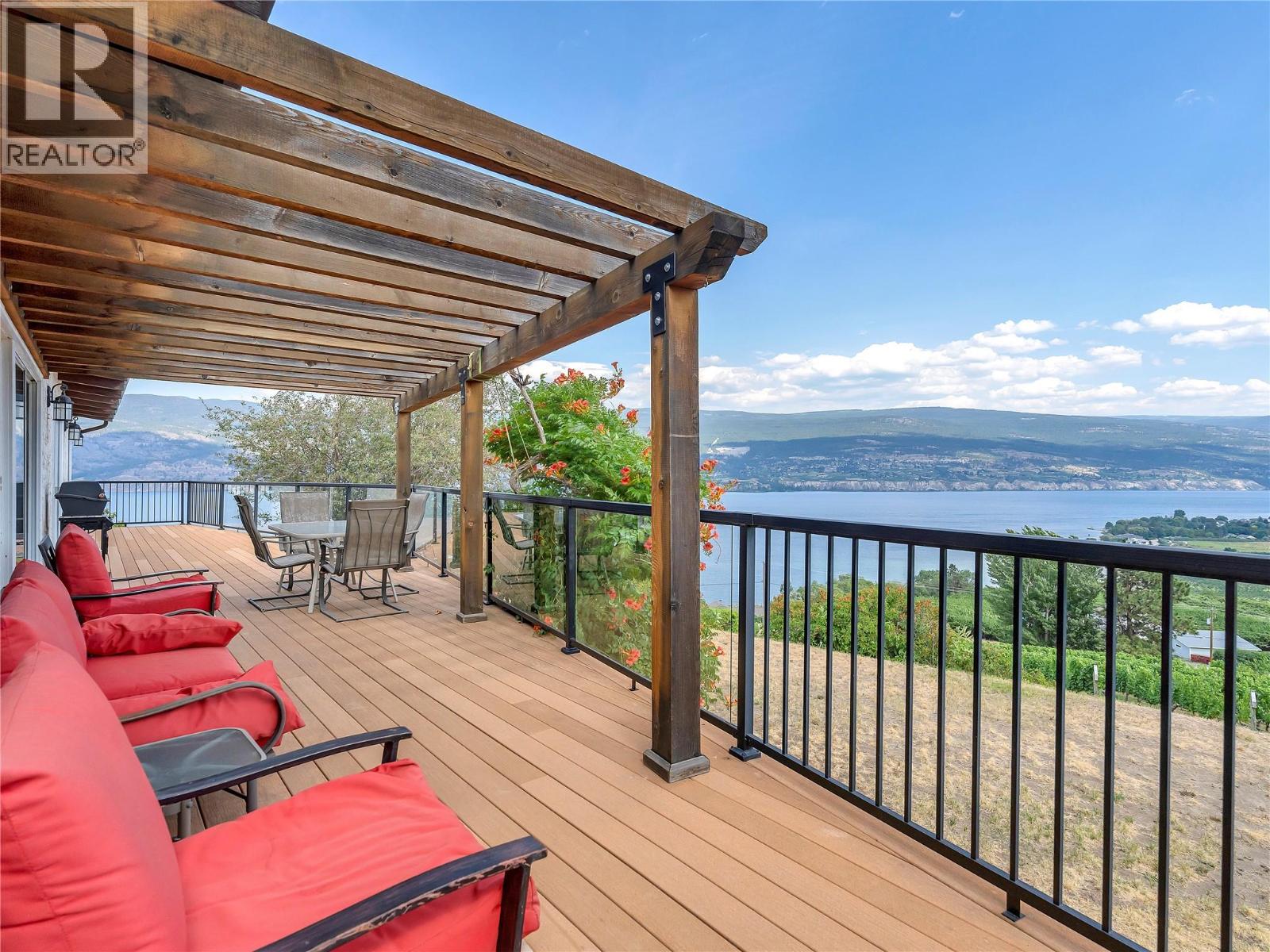 9402 FRONT BENCH Road, Summerland