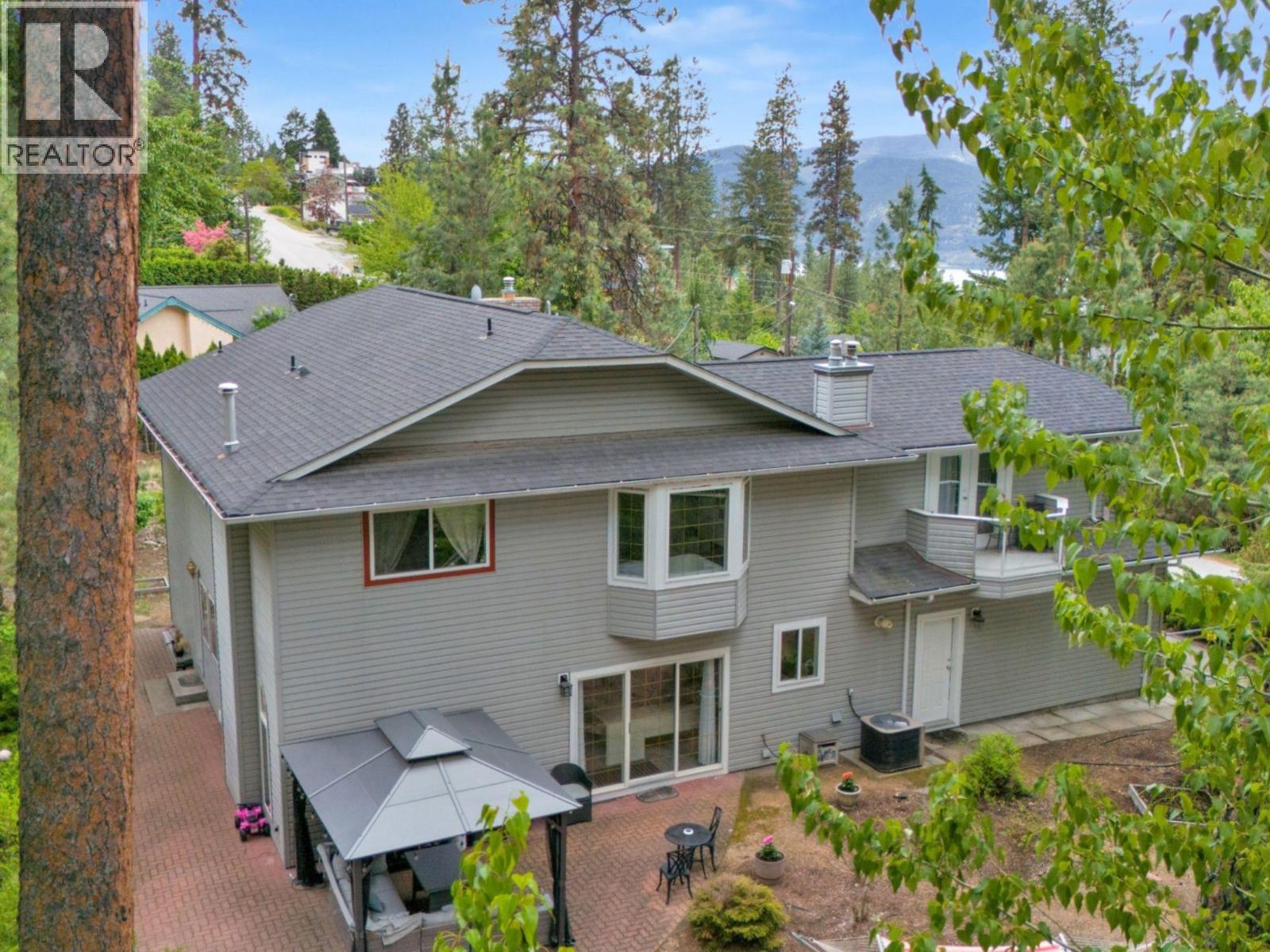 3257 JUNIPER Drive, Naramata