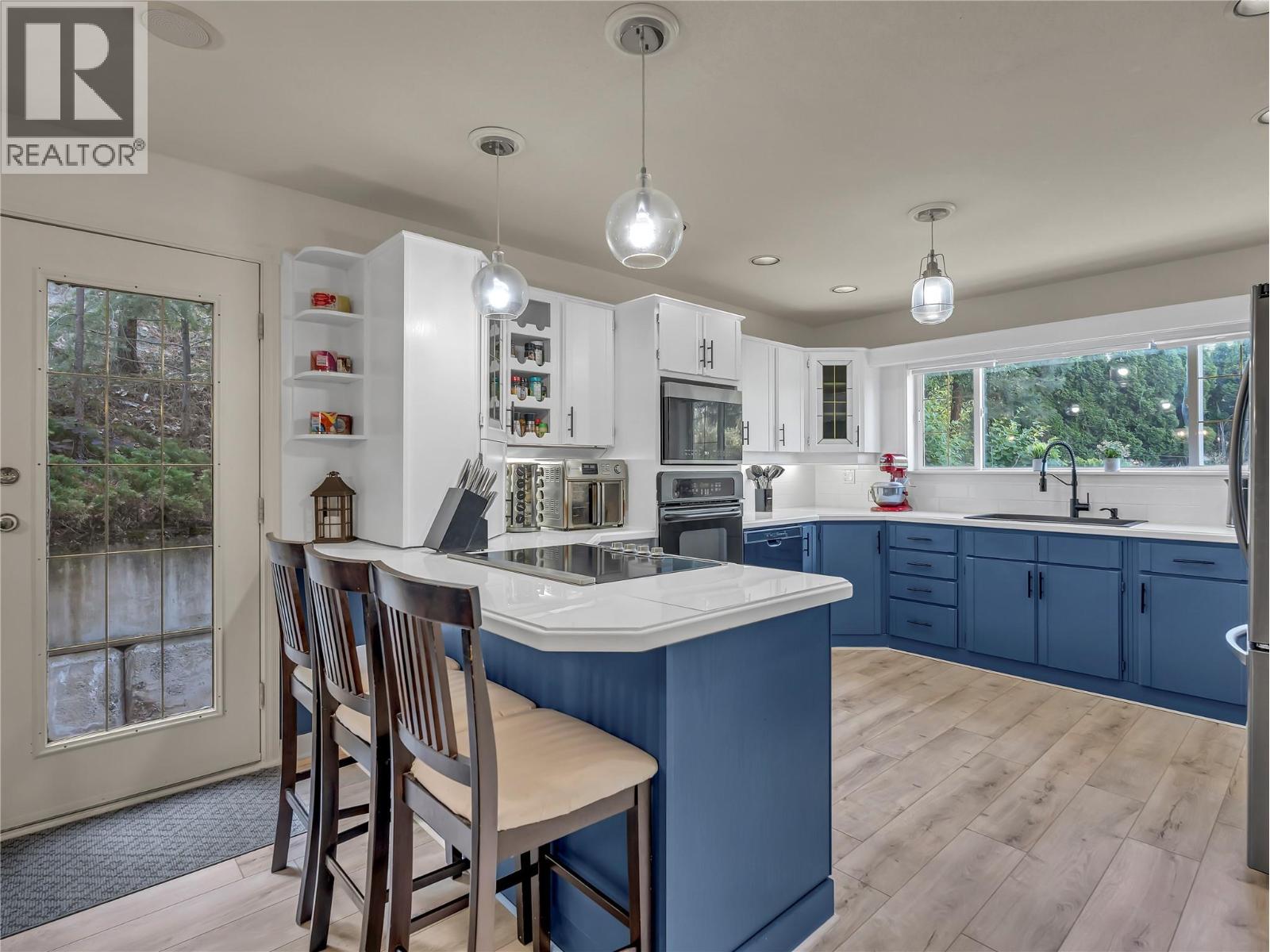  3257 JUNIPER Drive, Naramata