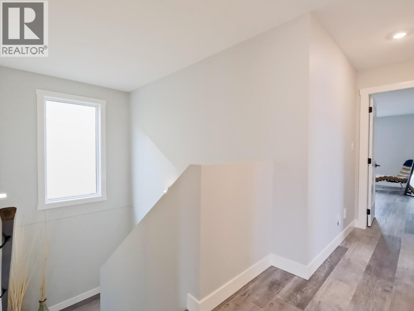 7016 WREN Drive, Osoyoos