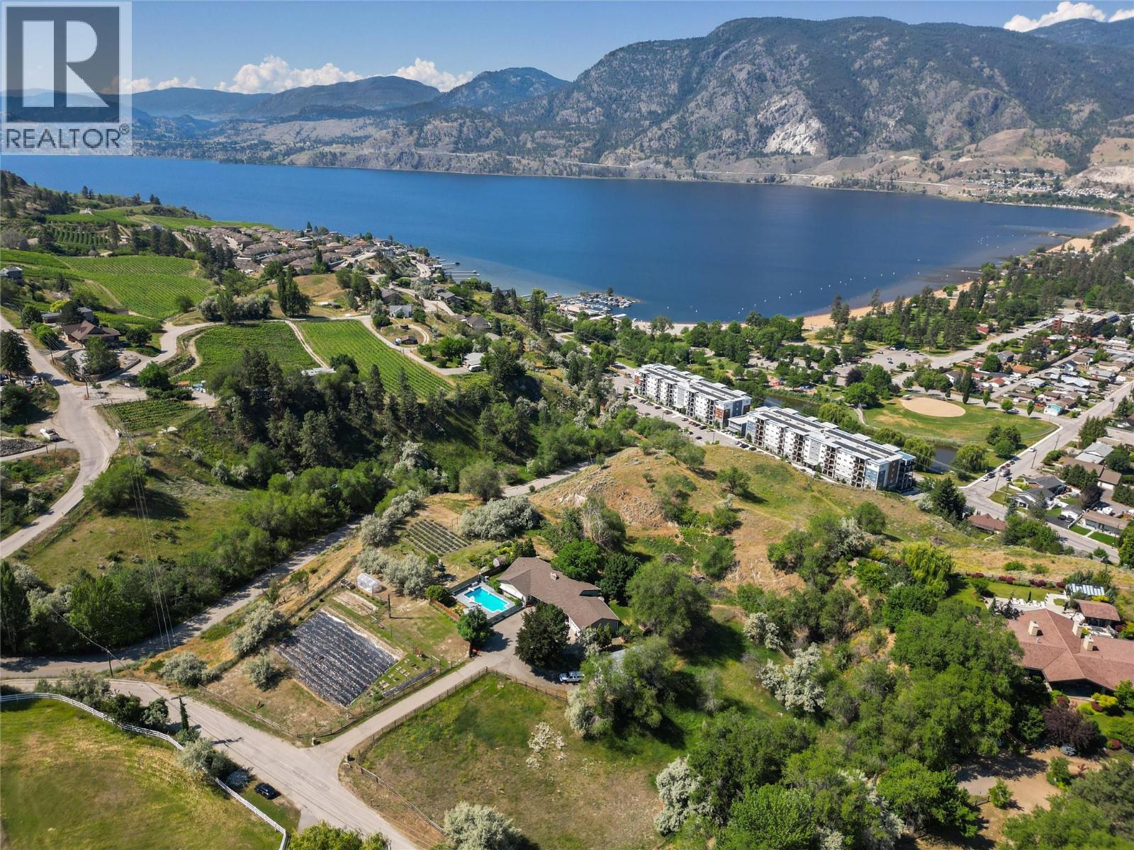 3575 VALLEYVIEW Road, Penticton