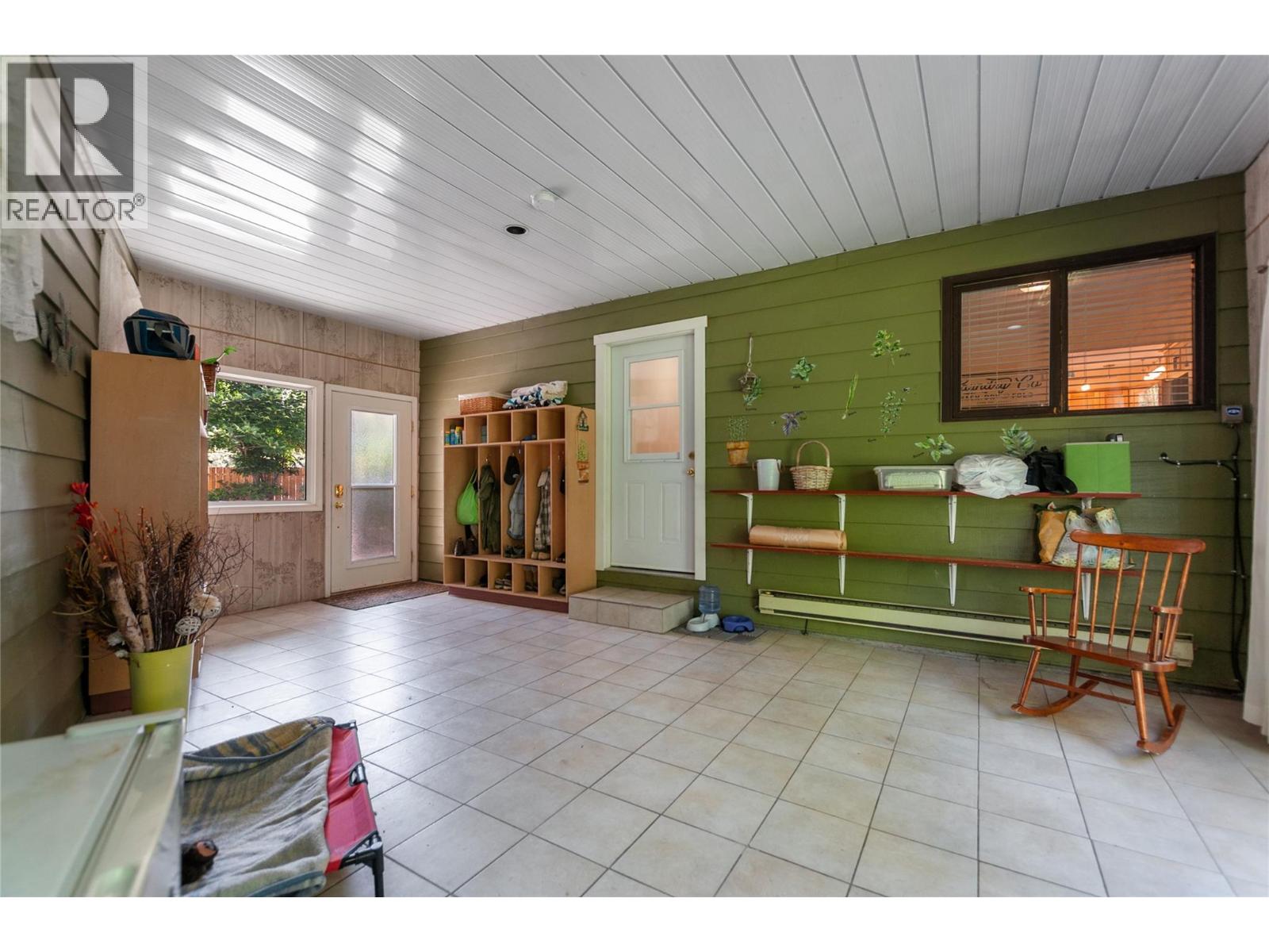 3575 VALLEYVIEW Road, Penticton