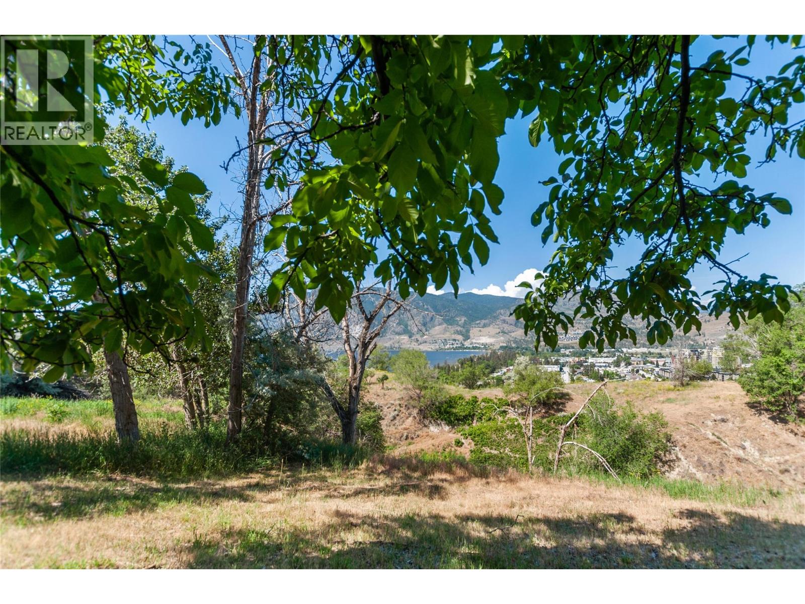 3575 VALLEYVIEW Road, Penticton