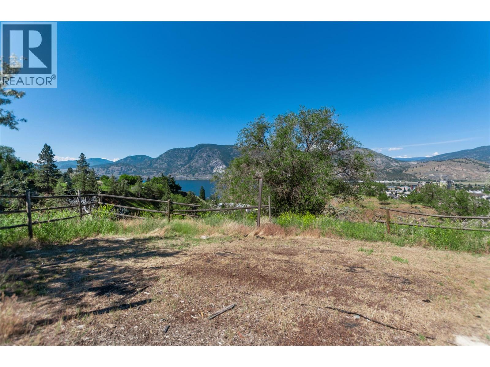3575 VALLEYVIEW Road, Penticton