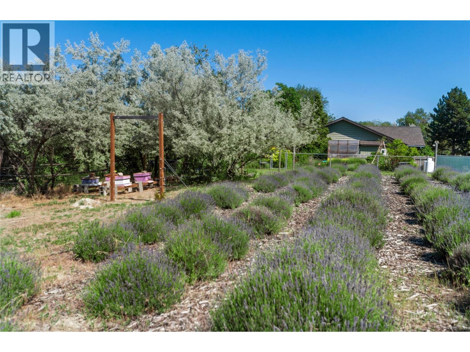 3575 VALLEYVIEW Road, Penticton