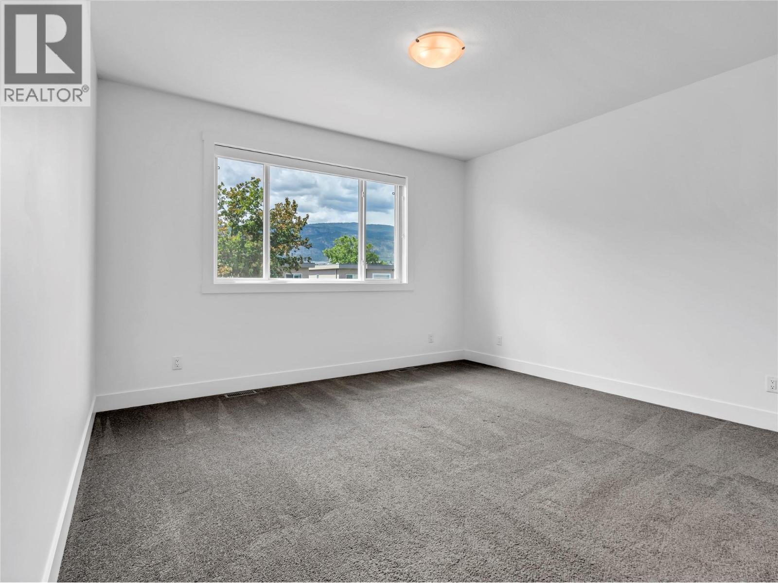 453 MAURICE Street Unit# 102, Penticton