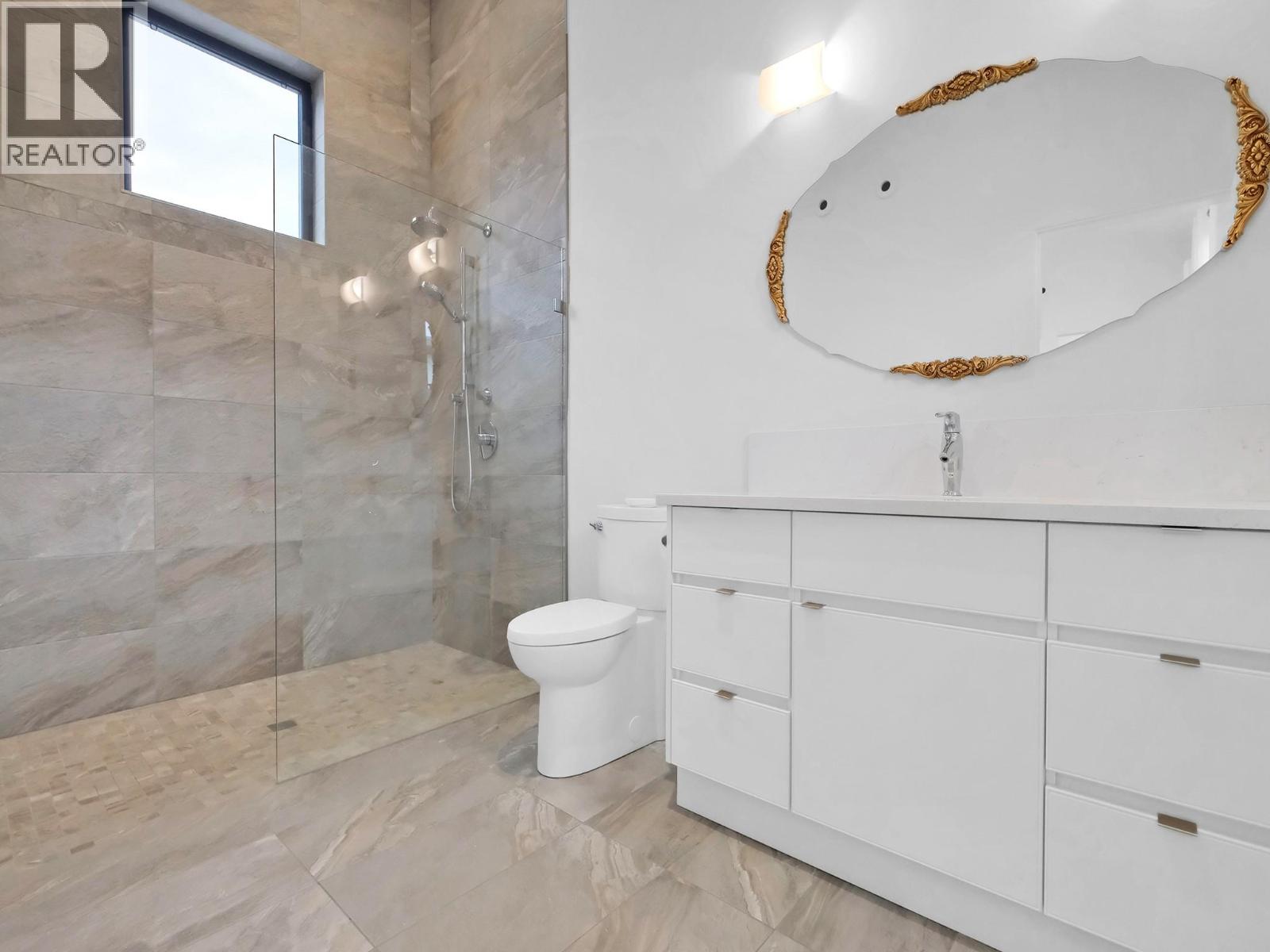 700 CHURCHILL Avenue, Penticton