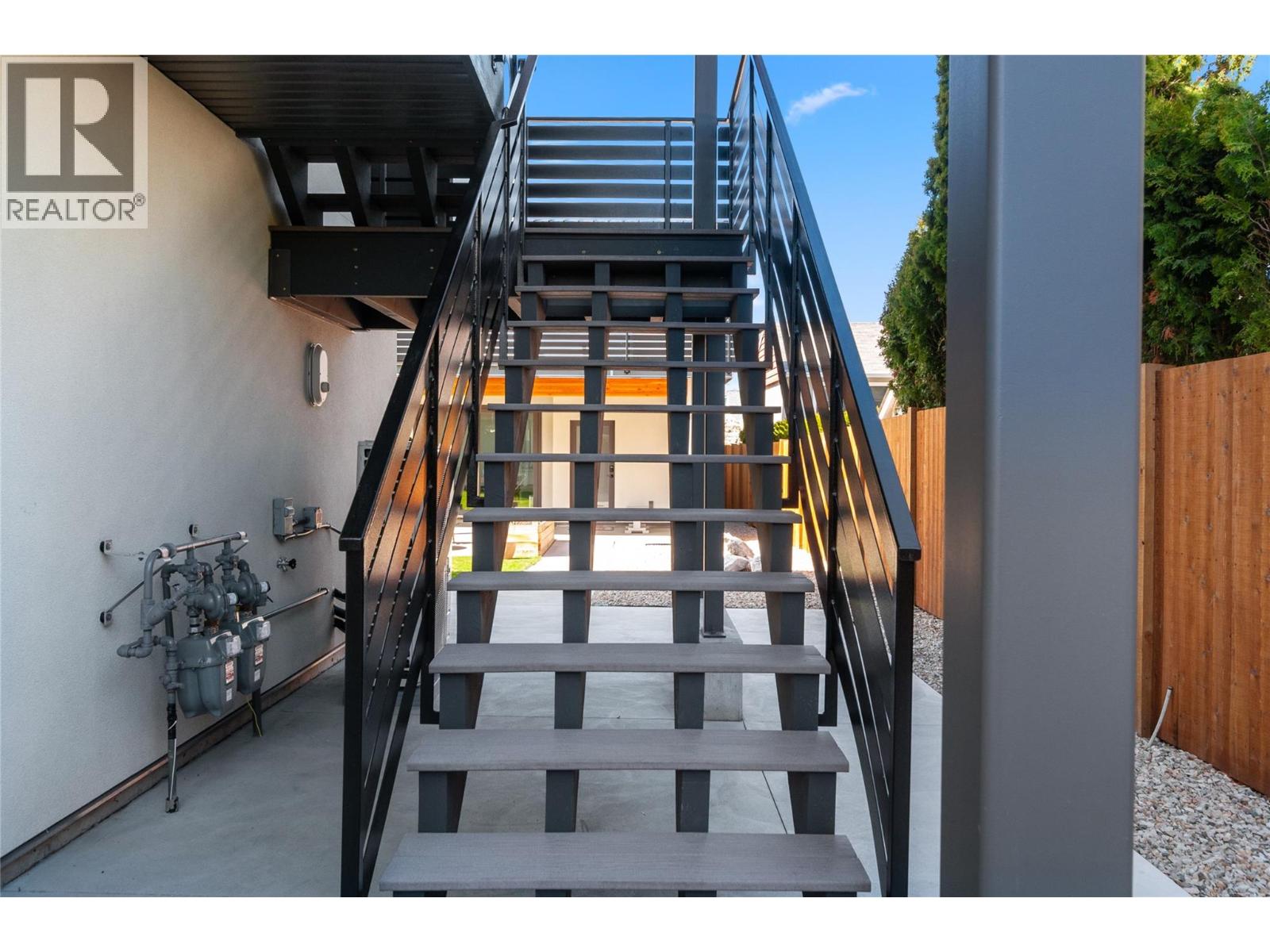 700 CHURCHILL Avenue, Penticton