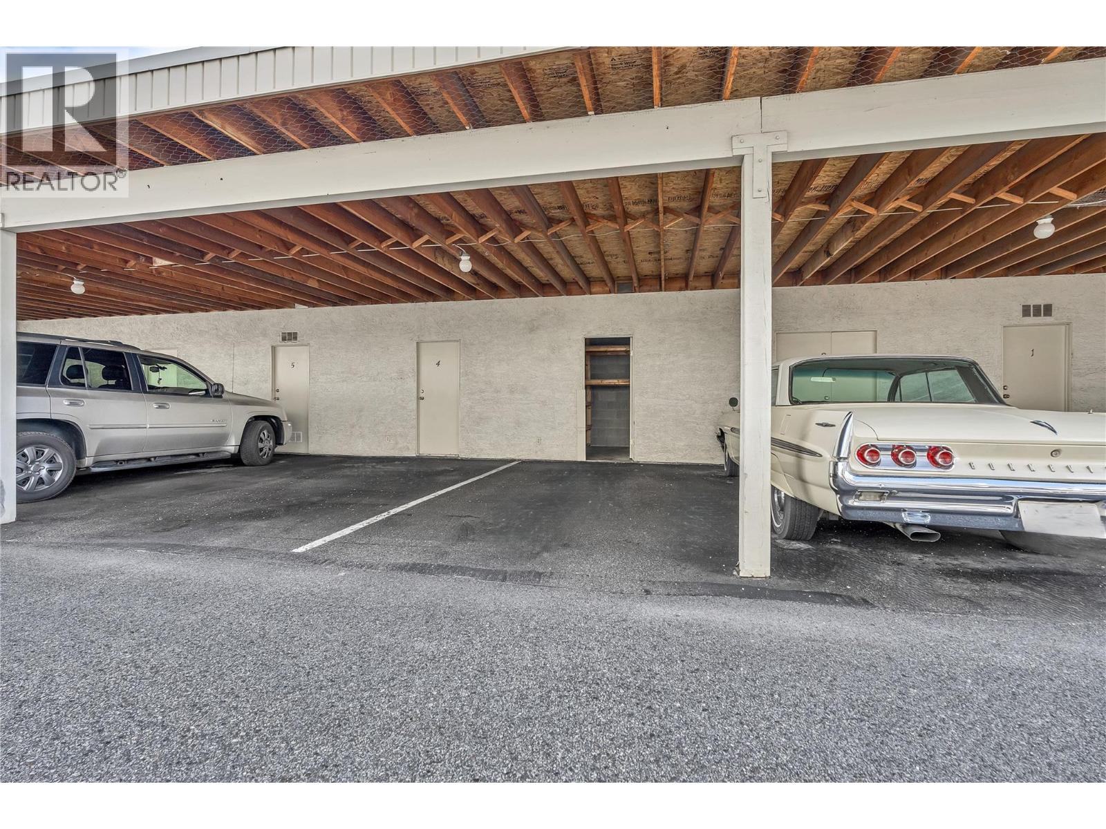 272 GREEN Avenue W Unit# 208, Penticton