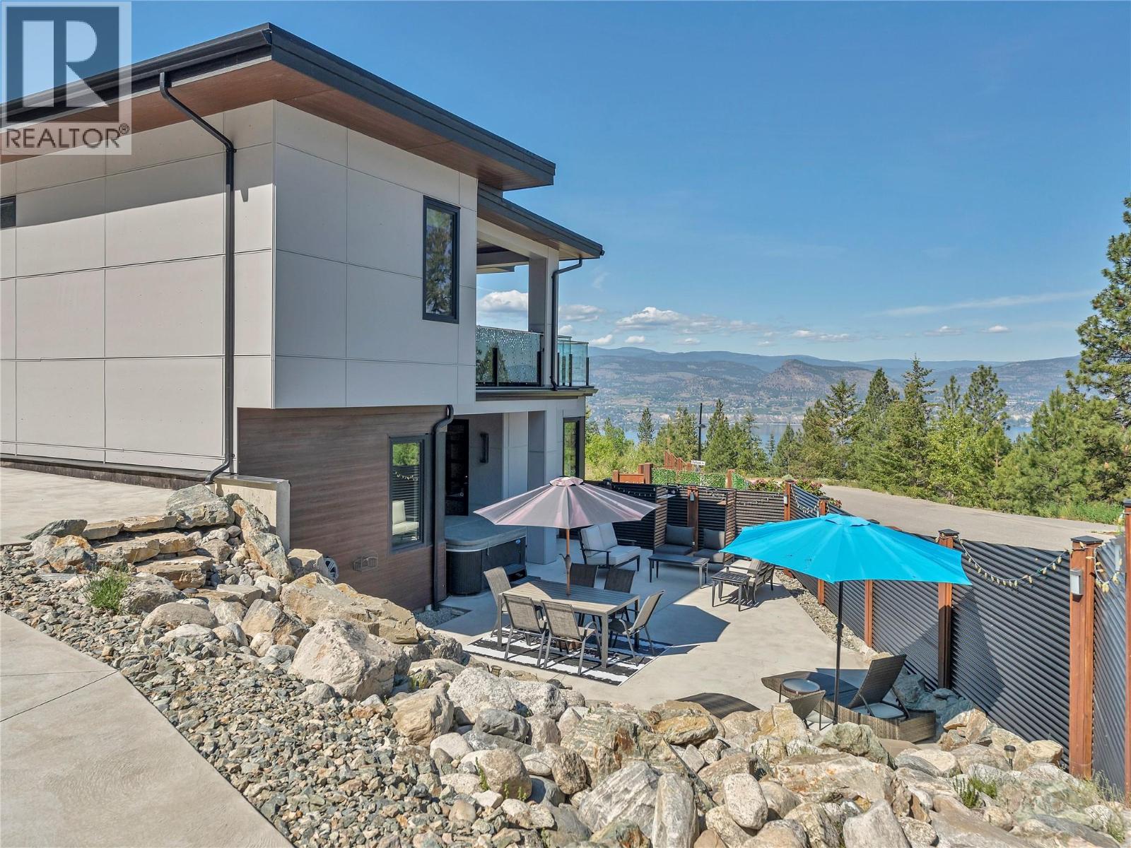 3060 OUTLOOK Way, Naramata