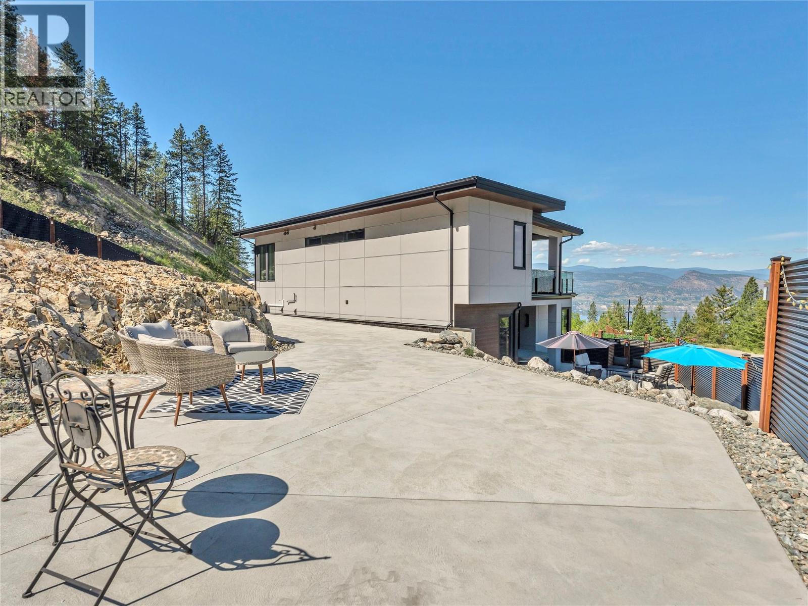 3060 OUTLOOK Way, Naramata