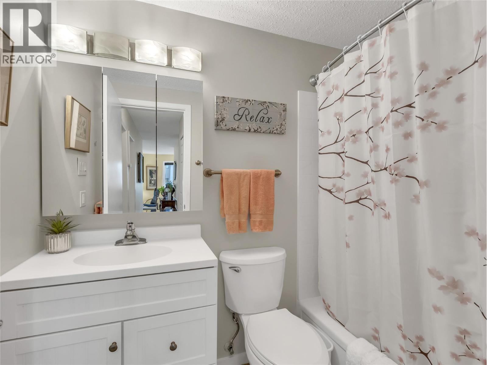 803 FAIRVIEW Road Unit# 212, Penticton