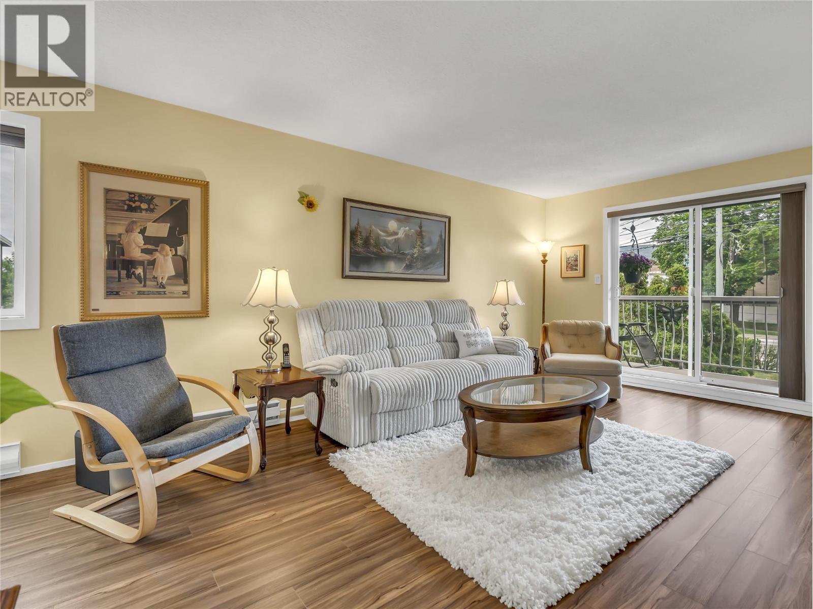 803 FAIRVIEW Road Unit# 212, Penticton