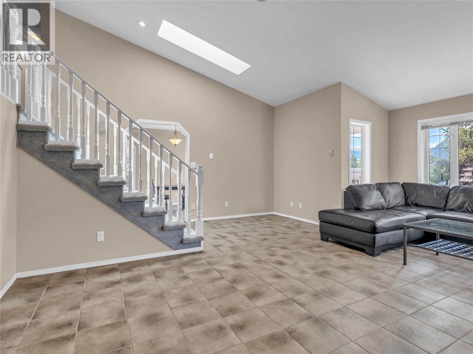1357 PEACHCLIFF Place, Okanagan Falls
