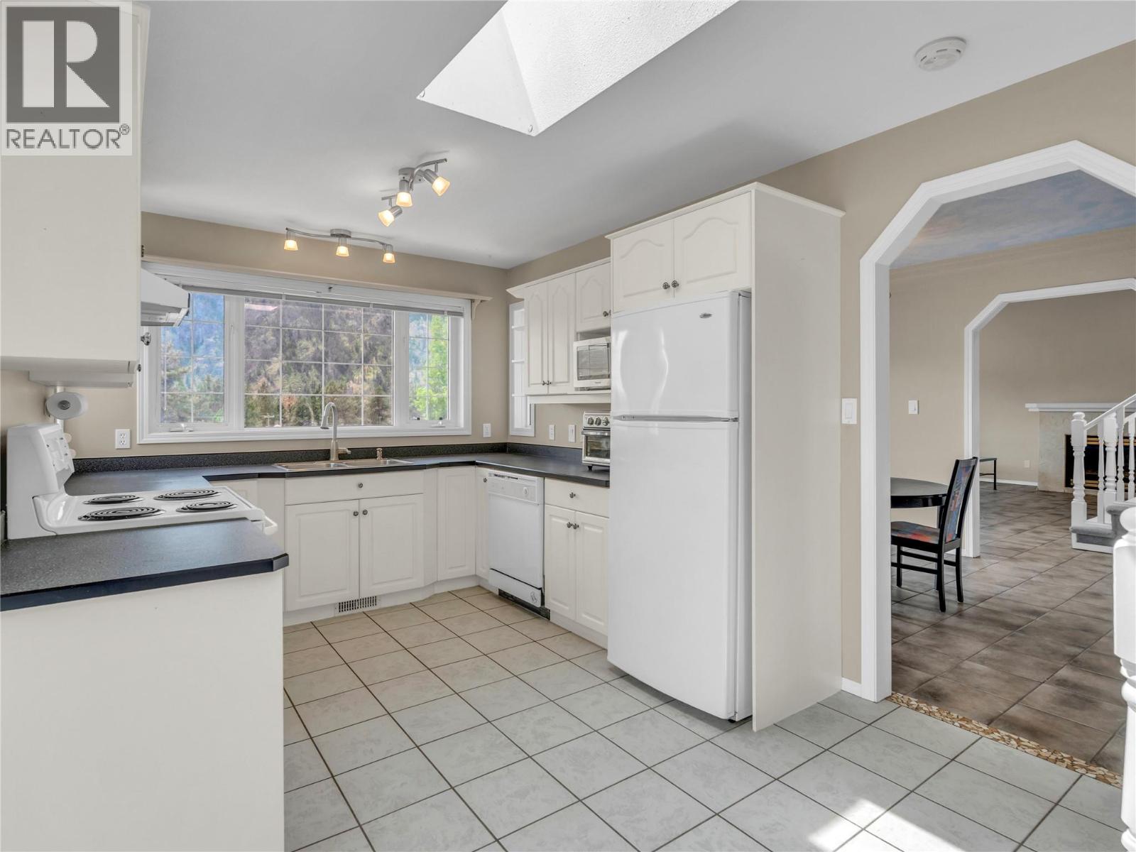 1357 PEACHCLIFF Place, Okanagan Falls