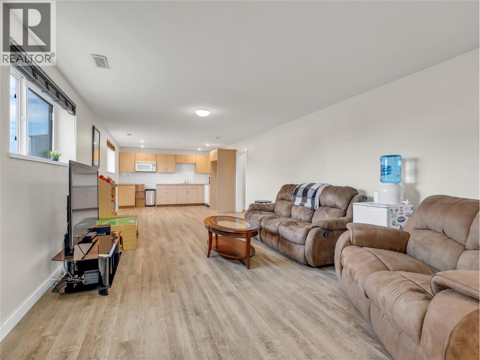 1477 CARMI Drive, Penticton